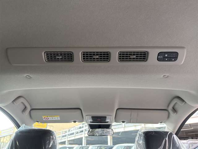 ホンダ フリード　ハイブリッド １．５ Ｅ：ＨＥＶ エアー ＥＸ R7年 (近畿) 99