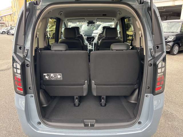 ホンダ フリード　ハイブリッド １．５ Ｅ：ＨＥＶ エアー ＥＸ R7年 (近畿) 99