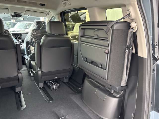 ホンダ フリード　ハイブリッド １．５ Ｅ：ＨＥＶ エアー ＥＸ R7年 (近畿) 99