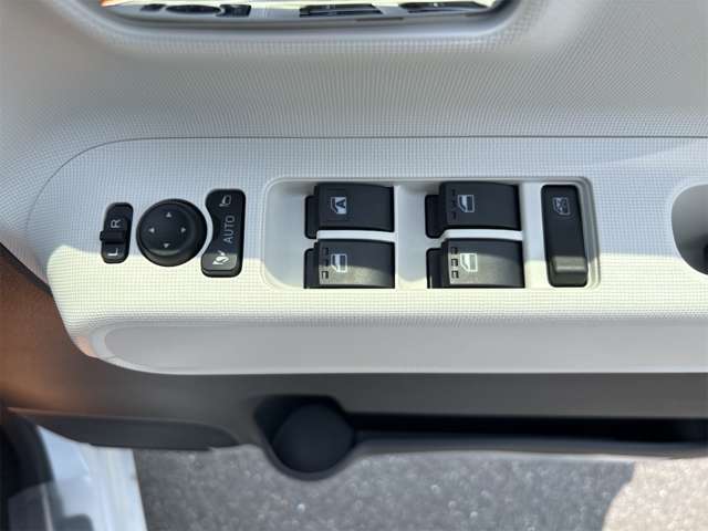 ダイハツ ムーヴ　キャンバス ６６０ ストライプス Ｇ R6年 (近畿) 99