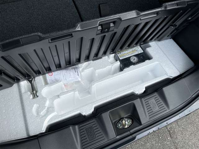 スズキ スペーシア ６６０ ハイブリッド Ｘ R6年 (近畿) 99