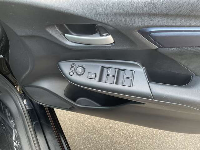 ホンダ シャトル １．５ ハイブリッド ホンダセンシング ４ＷＤ H30年 (東北) 99