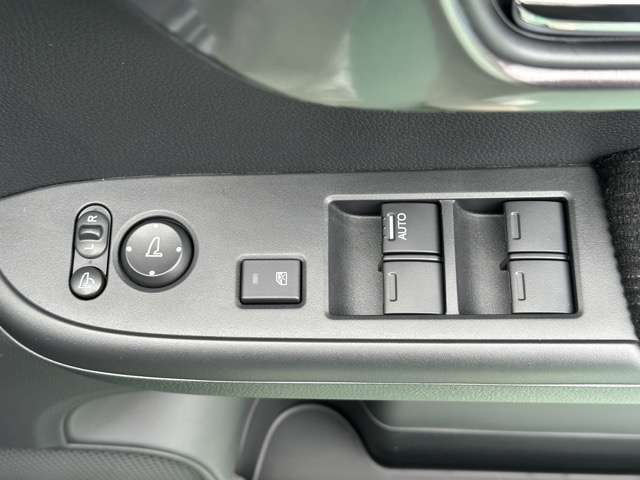 ホンダ Ｎ−ＷＧＮ カスタム ６６０ Ｌ ターボ R5年 (東海) 99