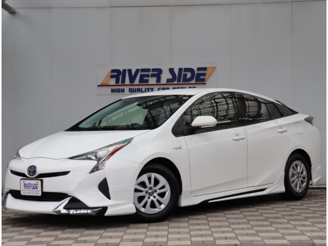 トヨタ プリウス １．８ Ｓ H29年 (関東) 99