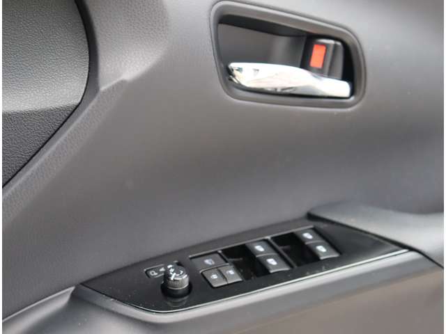 トヨタ プリウス １．８ Ｓ H29年 (関東) 99