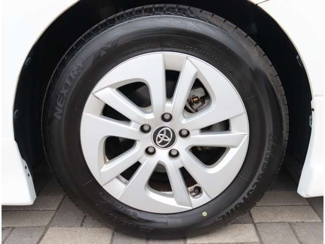 トヨタ プリウス １．８ Ｓ H29年 (関東) 99