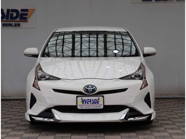トヨタ プリウス １．８ Ｓ H29年 (関東) 99