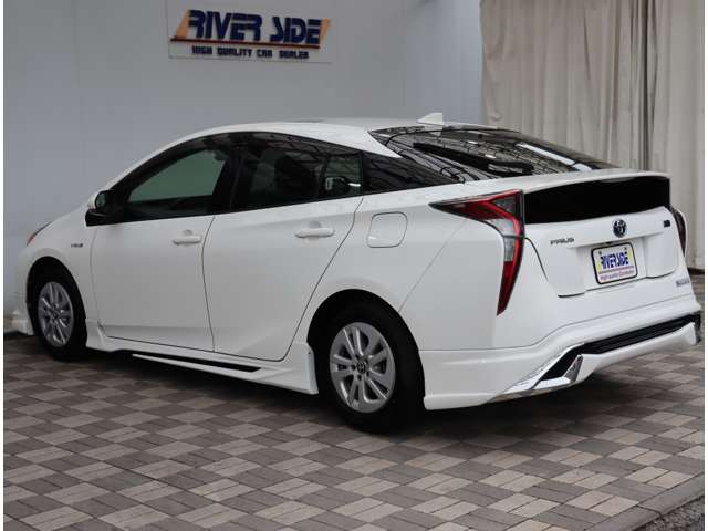 トヨタ プリウス １．８ Ｓ H29年 (関東) 99