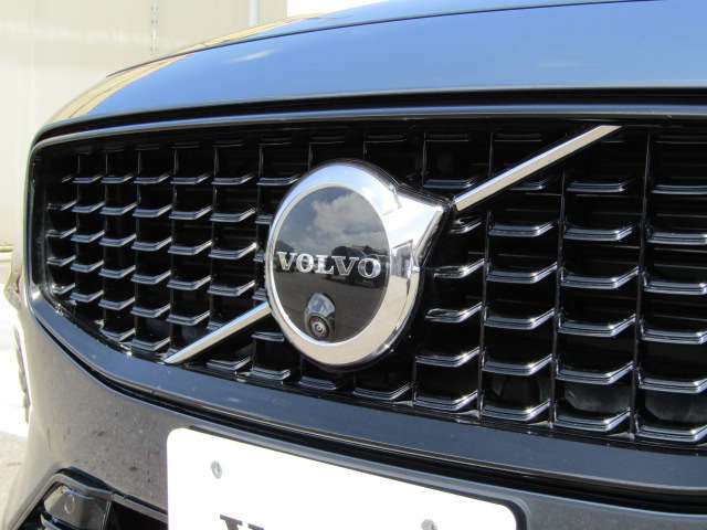 ボルボ Ｖ６０ リチャージ アルティメット Ｔ６ ＡＷＤ プラグイン ハイブリッド ４ＷＤ R6年 (四国) 99