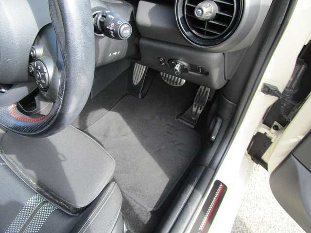 ミニ ミニ クーパーＳ ５ドア H29年 (中国) 99