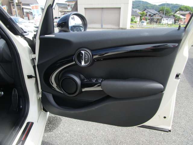 ミニ ミニ クーパーＳ ５ドア H29年 (中国) 99