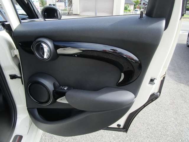 ミニ ミニ クーパーＳ ５ドア H29年 (中国) 99