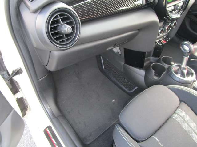 ミニ ミニ クーパーＳ ５ドア H29年 (中国) 99