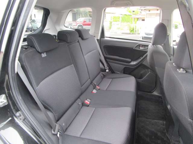 スバル フォレスター ２．０Ｉ－Ｌ アイサイト ４ＷＤ H25年 (中国) 99