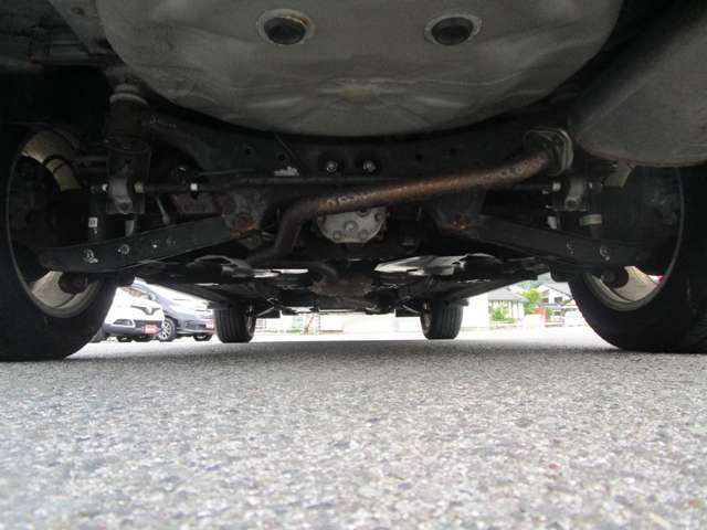 スバル フォレスター ２．０Ｉ－Ｌ アイサイト ４ＷＤ H25年 (中国) 99