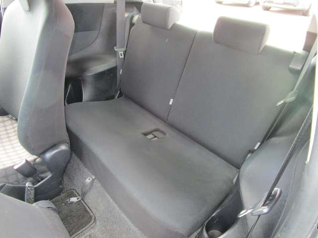 トヨタ ｉＱ １．３ １３０Ｇ H24年 (中国) 99