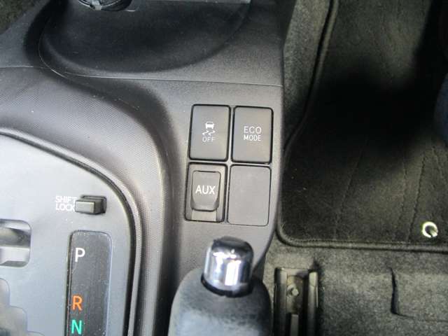 トヨタ ｉＱ １．３ １３０Ｇ H24年 (中国) 99