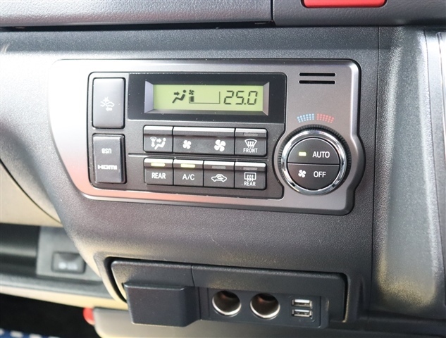 トヨタ ハイエースバン ２．０ スーパーＧＬ ダークプライムＩＩ ロングボディ R4年 (関東) 99