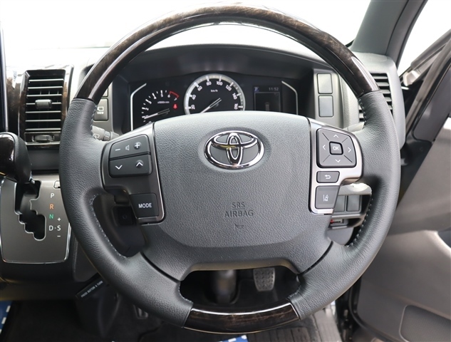 トヨタ ハイエースバン ２．０ スーパーＧＬ ダークプライムＩＩ ロングボディ R4年 (関東) 99