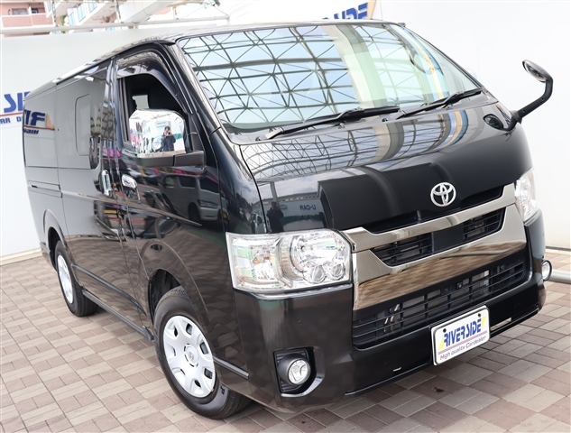 トヨタ ハイエースバン ２．０ スーパーＧＬ ダークプライムＩＩ ロングボディ R4年 (関東) 99