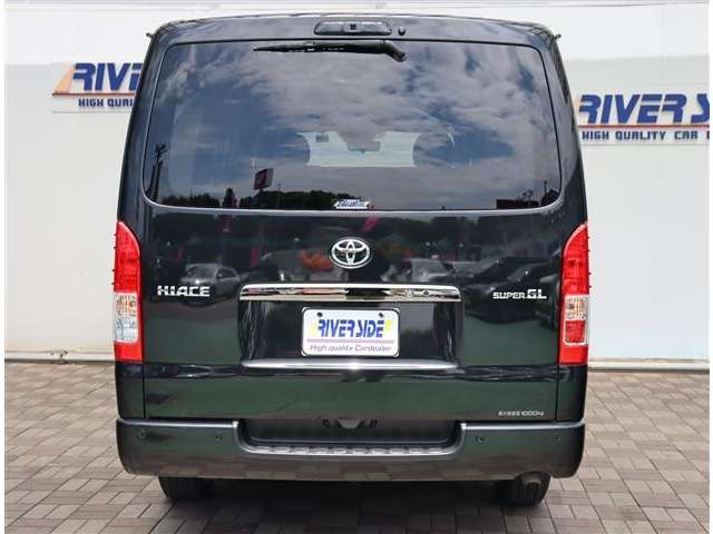 トヨタ ハイエースバン ２．０ スーパーＧＬ ダークプライムＩＩ ロングボディ R4年 (関東) 99