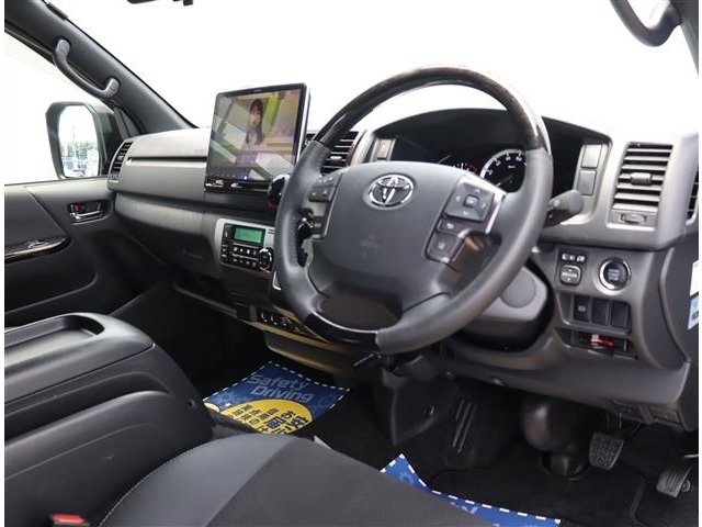 トヨタ ハイエースバン ２．０ スーパーＧＬ ダークプライムＩＩ ロングボディ R4年 (関東) 99