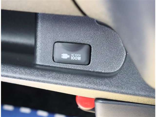 トヨタ ハイエースバン ２．０ スーパーＧＬ ダークプライムＩＩ ロングボディ R4年 (関東) 99