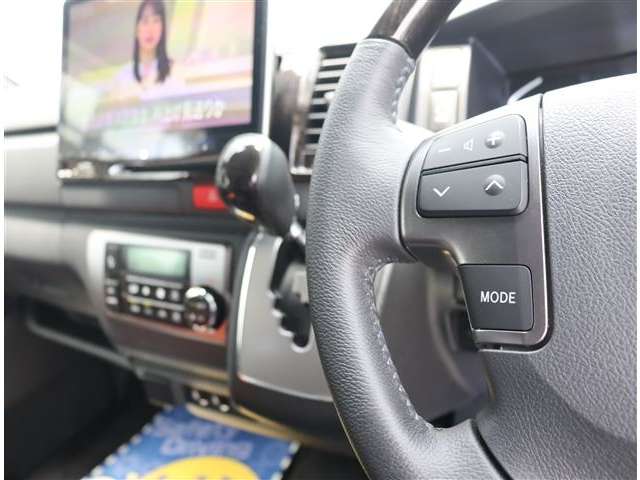 トヨタ ハイエースバン ２．０ スーパーＧＬ ダークプライムＩＩ ロングボディ R4年 (関東) 99