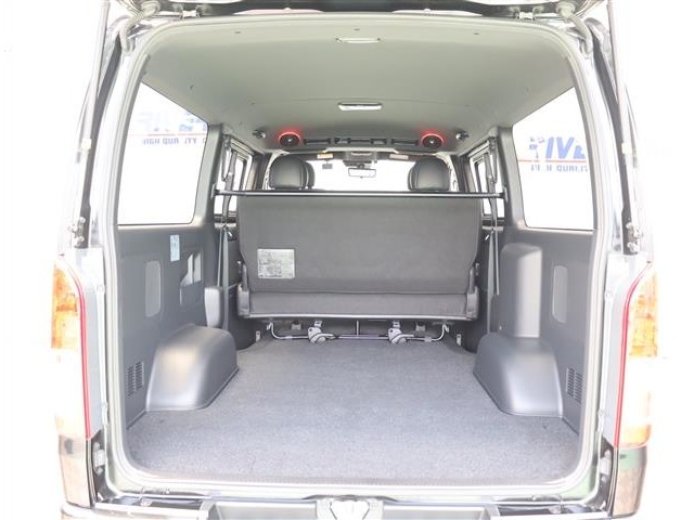 トヨタ ハイエースバン ２．０ スーパーＧＬ ダークプライムＩＩ ロングボディ R4年 (関東) 99