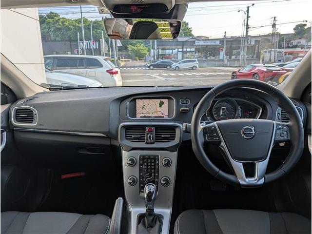 ボルボ Ｖ４０ Ｄ４ ダイナミック エディション ディーゼルターボ H30年 (東北) 99