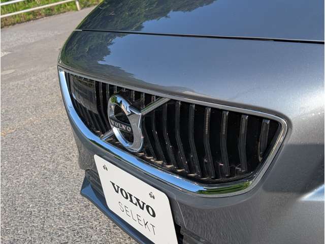ボルボ Ｖ４０ Ｄ４ ダイナミック エディション ディーゼルターボ H30年 (東北) 99