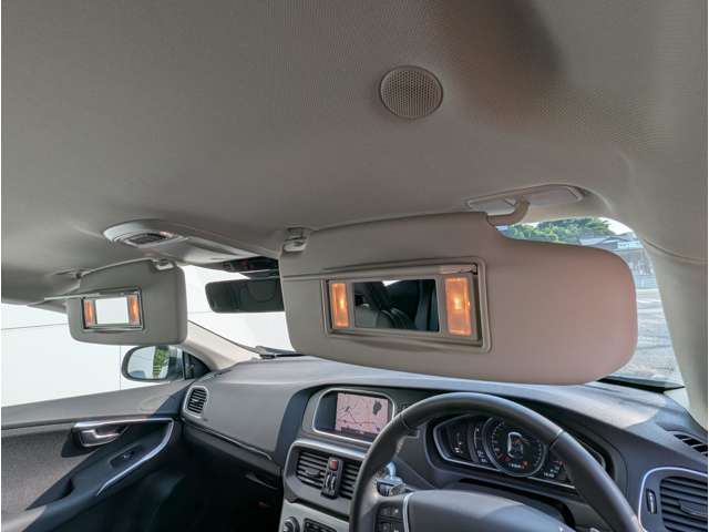 ボルボ Ｖ４０ Ｄ４ ダイナミック エディション ディーゼルターボ H30年 (東北) 99