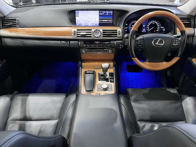 レクサス ＬＳハイブリッド ６００Ｈ バージョンＣ Ｉパッケージ ４ＷＤ H25年 (関東) 99