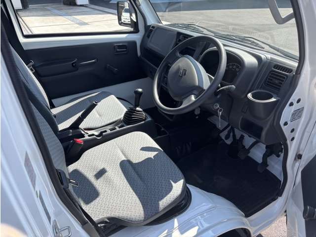 スズキ キャリイトラック ６６０ ＫＣエアコン・パワステ ３方開 ４ＷＤ R5年 () 99