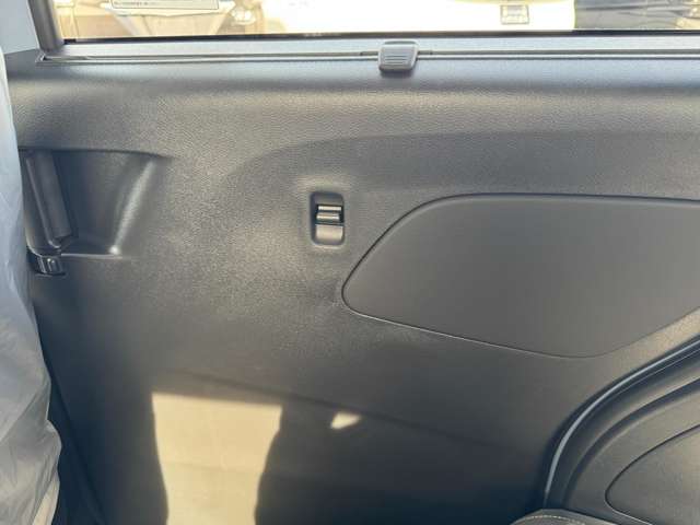 三菱 デリカ　ミニ ６６０ Ｇ プレミアム R7年 (九州・沖縄) 99