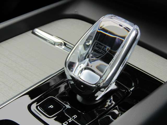 ボルボ ＸＣ６０ ウルトラ Ｂ５ ＡＷＤ ４ＷＤ R6年 (四国) 99
