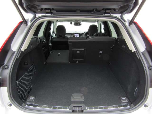 ボルボ ＸＣ６０ ウルトラ Ｂ５ ＡＷＤ ４ＷＤ R6年 (四国) 99