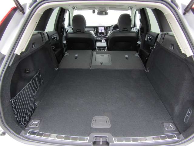 ボルボ ＸＣ６０ ウルトラ Ｂ５ ＡＷＤ ４ＷＤ R6年 (四国) 99