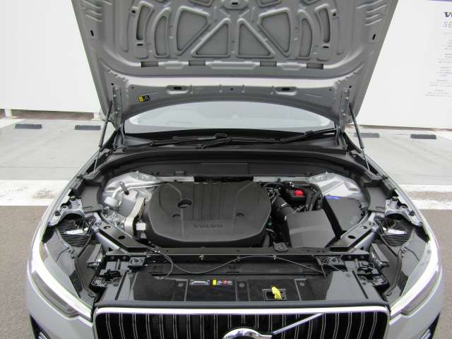 ボルボ ＸＣ６０ ウルトラ Ｂ５ ＡＷＤ ４ＷＤ R6年 (四国) 99