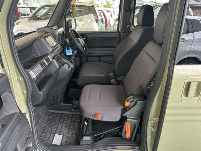 ホンダ Ｎ−ＶＡＮ ６６０ ＋スタイル ファン ４ＷＤ R4年 (東海) 99
