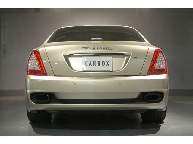 マセラティ クワトロポルテ スポーツ　ＧＴ　Ｓ　アワードエディション H24年 (関東) 99