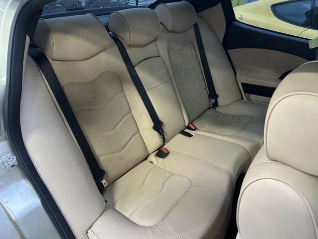 マセラティ クワトロポルテ スポーツ　ＧＴ　Ｓ　アワードエディション H24年 (関東) 99