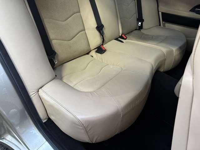 マセラティ クワトロポルテ スポーツ　ＧＴ　Ｓ　アワードエディション H24年 (関東) 99