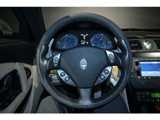 マセラティ クワトロポルテ スポーツ　ＧＴ　Ｓ　アワードエディション H24年 (関東) 99