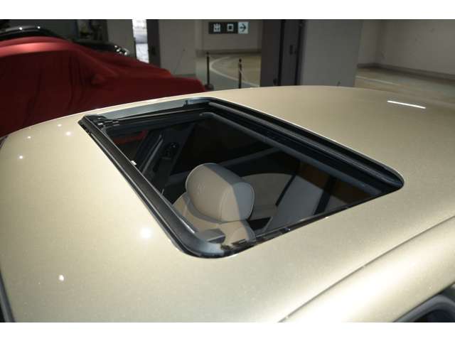 マセラティ クワトロポルテ スポーツ　ＧＴ　Ｓ　アワードエディション H24年 (関東) 99