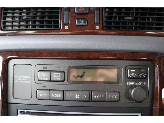 トヨタ クラウンマジェスタ ３．０ Ｅタイプ H10年 (東海) 99