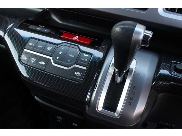 ホンダ ステップワゴン　スパーダ ２．０ スパーダ Ｚ インターナビ セレクション H24年 (関東) 99