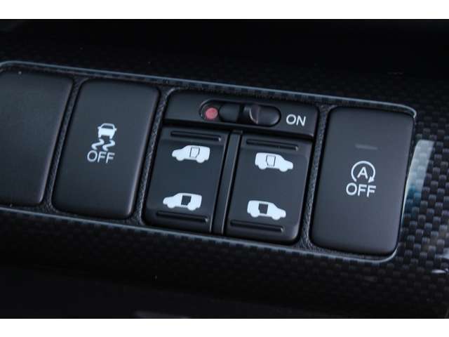 ホンダ ステップワゴン　スパーダ ２．０ スパーダ Ｚ インターナビ セレクション H24年 (関東) 99