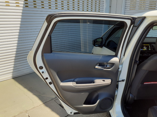 ホンダ フィット　ハイブリッド １．５ Ｅ：ＨＥＶ ホーム ブラックスタイル ４ＷＤ R6年 (甲信越・北陸) 99