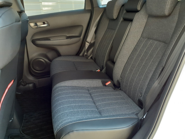 ホンダ フィット　ハイブリッド １．５ Ｅ：ＨＥＶ ホーム ブラックスタイル ４ＷＤ R6年 (甲信越・北陸) 99